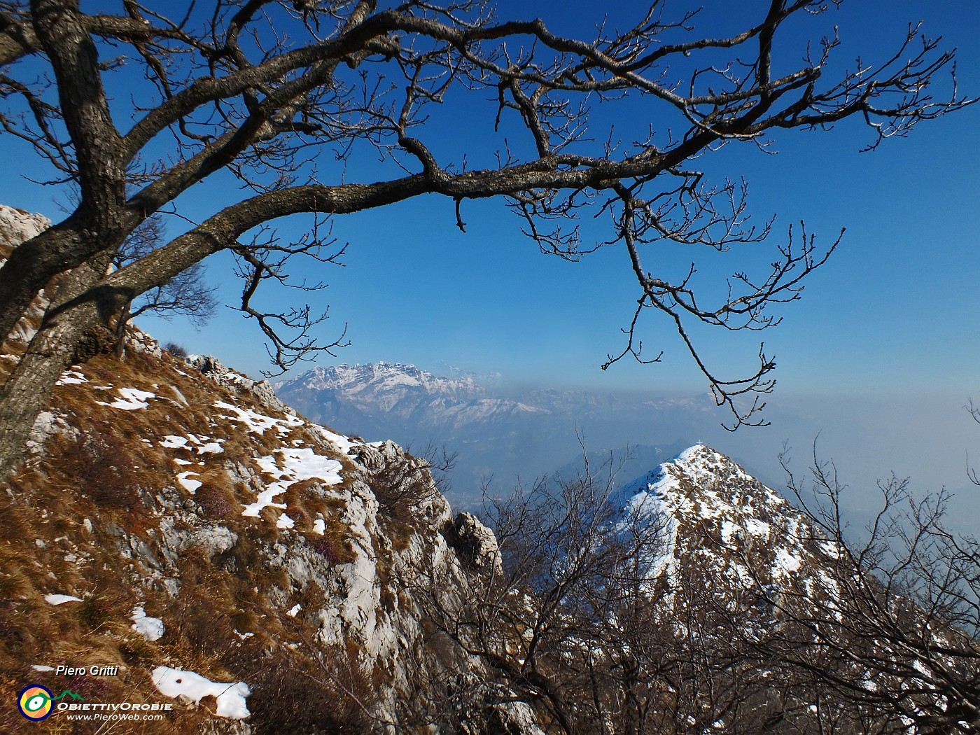 60 Vista verso Birone e Resegone.JPG